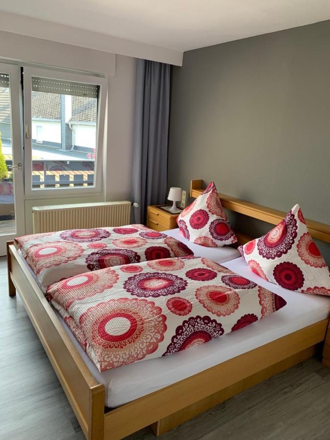 Bed and Breakfast Vina Am Ring Mannebach  Esterno foto