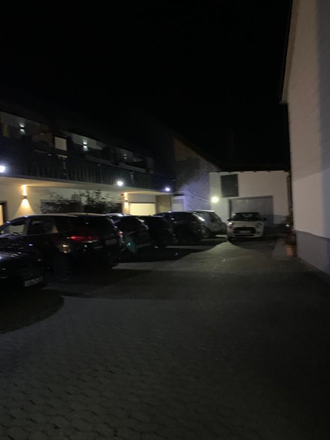 Bed and Breakfast Vina Am Ring Mannebach  Esterno foto