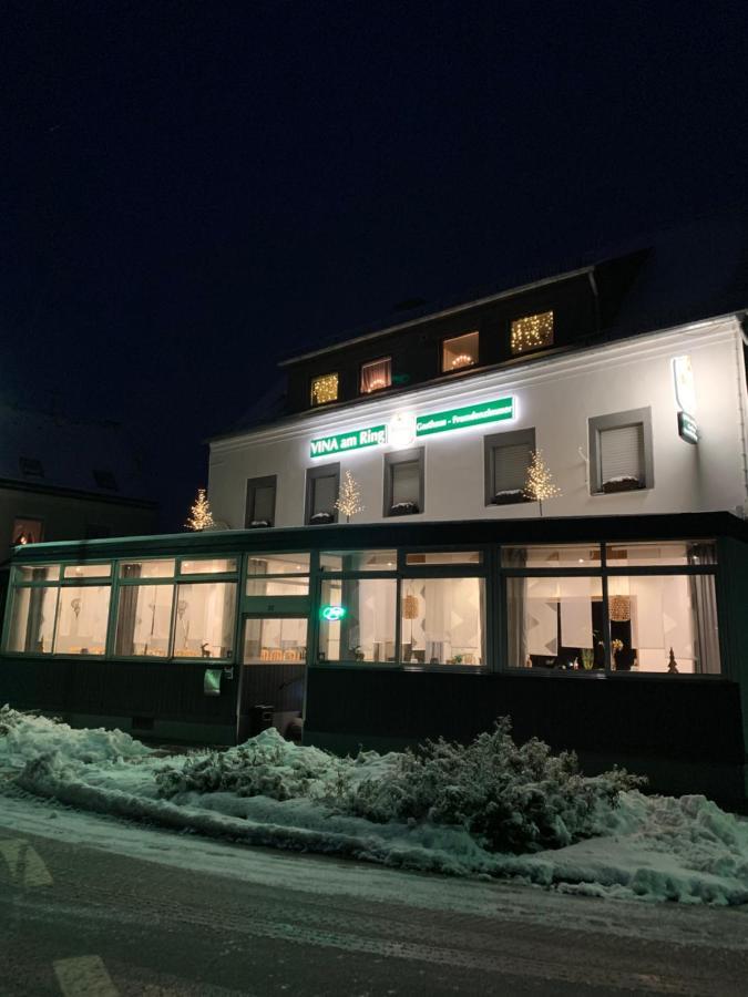 Bed and Breakfast Vina Am Ring Mannebach  Esterno foto